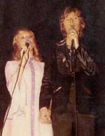Lyn & Peter perfomring Whien I Was Small in 1973